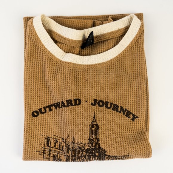 Outward Journey Crop Top - Picture 2 of 4